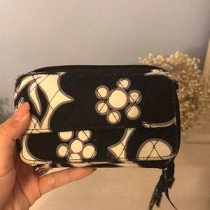 vera bradley wallet only used a few times